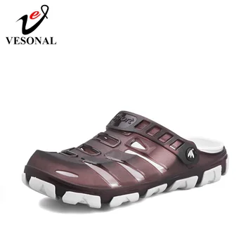 

2020 Summer Plastic breathable Hollow out slippers men shoes Hole hole shoes Jelly male water beach slipers slides fish