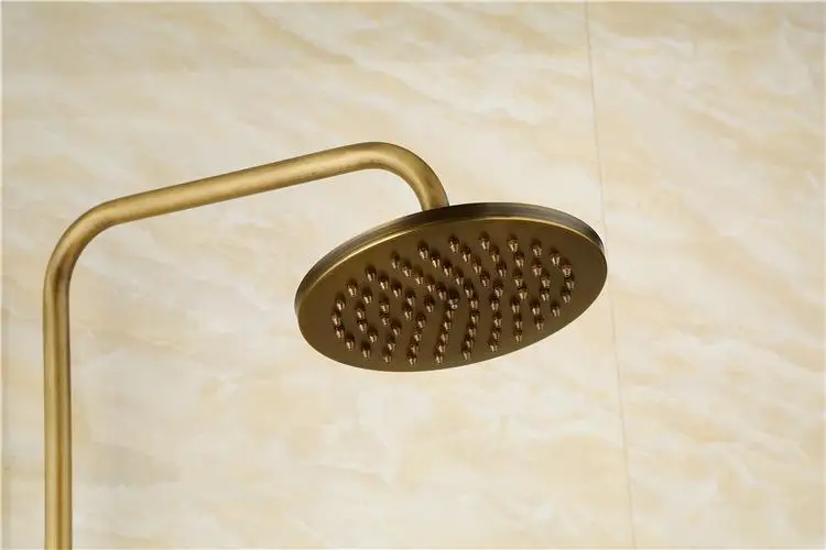 4559063273_350913700