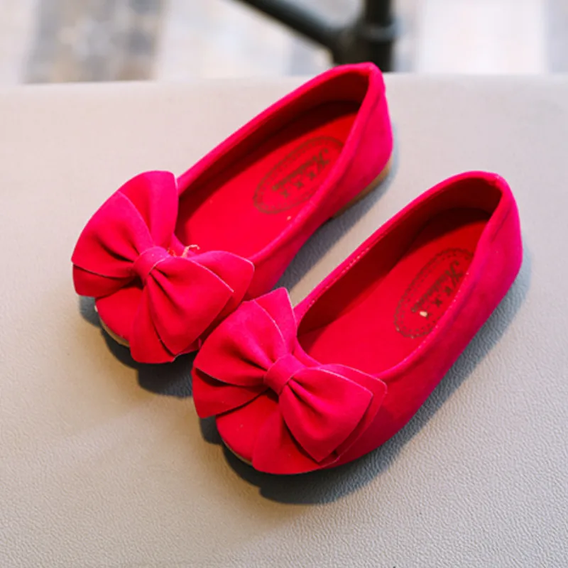 New arrival Lovely Girls Shoes Baby Girls Solid Color Bowknot Slip-on Cow Muscle Outsole Princess Shoes Bow Dance Shoes - Цвет: Rose Red