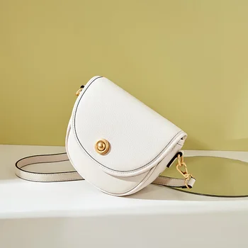 

women Cowhide leather bag shellfish bag