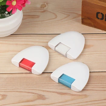 

1Pcs Red White Blue DIY Sewing Tool Triangular Chalk Wheel Tailor's Chalk Sewing Clothes Markers Accessory 3 Colors