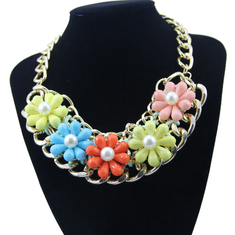 

Europe And America New Style Versitile Fashion Candy Color Fresh Color Acrylic Flower Necklace Necklace