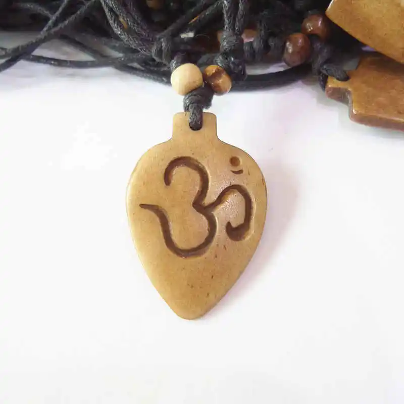 

Tibet Yak Bone Hand Carved OM Amulet with Adjustable Chain for Man TNL248
