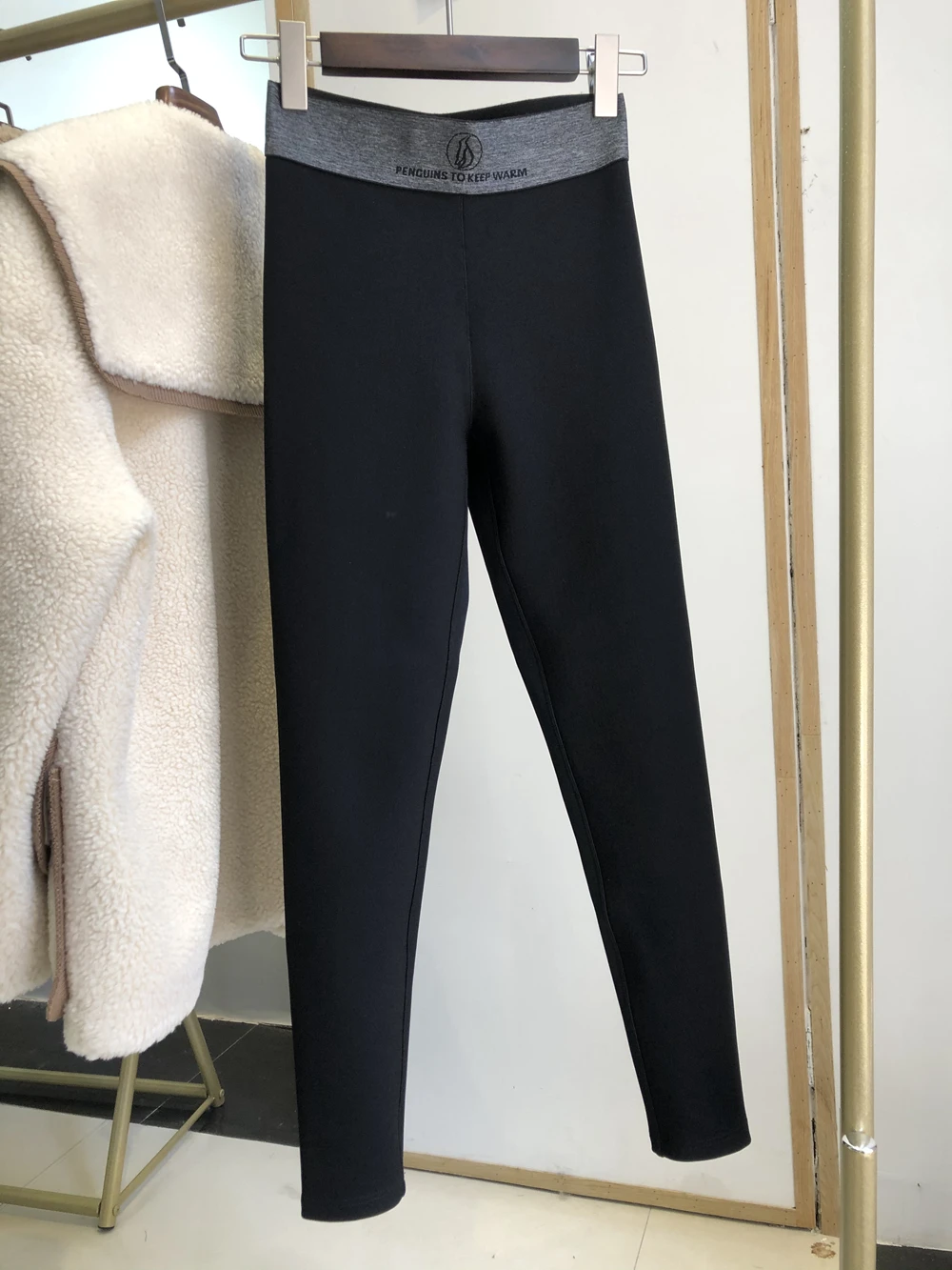 

women's autumn winter 2021 new European goods high elastic shaping leggings sanded comfortable slimming magic pants