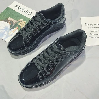 

QWEDF 2019 New Glitter Leather Casual Shoes Men Vulcanized Shoes Brand Luxury Bling Glossy Men Shoes Male Sneakers Flats X9-76