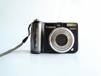 

USED Canon PowerShot A640 CCD 35-140 mm F2.8-4.1 Zoom Lens 2.5" Fixed Type Screen Optical viewfinder