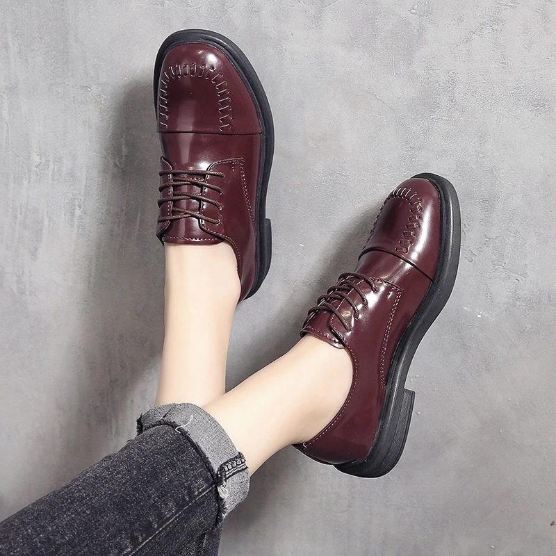 

Sell Well Woman Leather Shoes Fashion Patch Pattern Bright Leather New Lace-Up Square Head Solid Casual Women's Shoes W35-82
