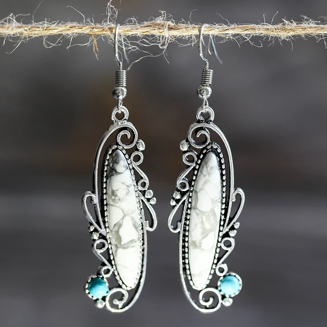 2021 Bohemian Ethnic Style Green Dangle Earrings For Women Tribal Jewelry Vintage Long Drop Earring Fashion Personality Gift Earring D409