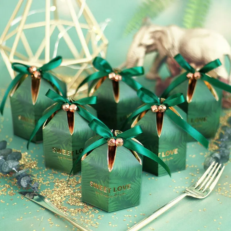 

Green Candy Box With ribbon chocolate gift boxes souvenirs for guests wedding favors and gifts Birthday Baby Shower Favors boxes