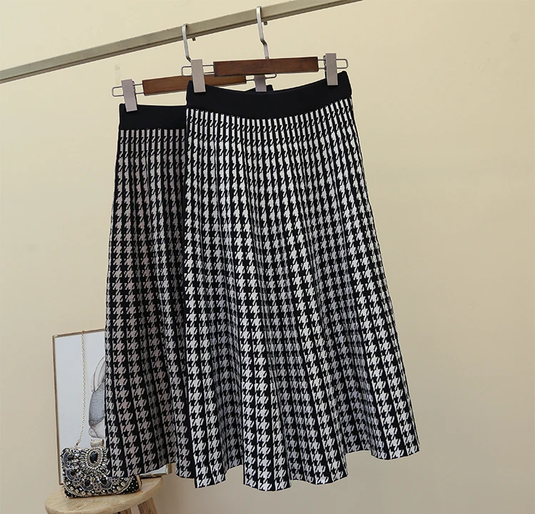 New Autumn And Winter Vintage Stretch High Waisted Midi Pleated Houndstooth Printed Knitted Skirt For Women Runway Skirts