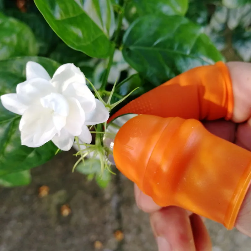 1pcs Silicone Finger Protector Protective Gears Safe Fruit Picking Tool Garden Protectors for Cutting Blade Rings Garden Gloves