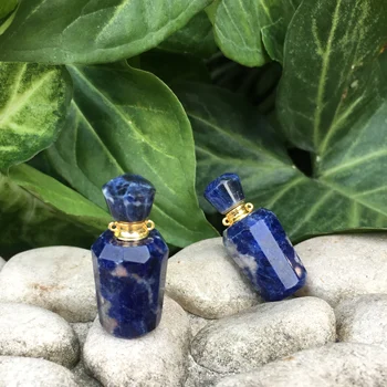 

Like The Night Sky Perfume Bottle Necklace Essential Oil Diffuser Double Buckle Necklace Aromatherapy bottles。