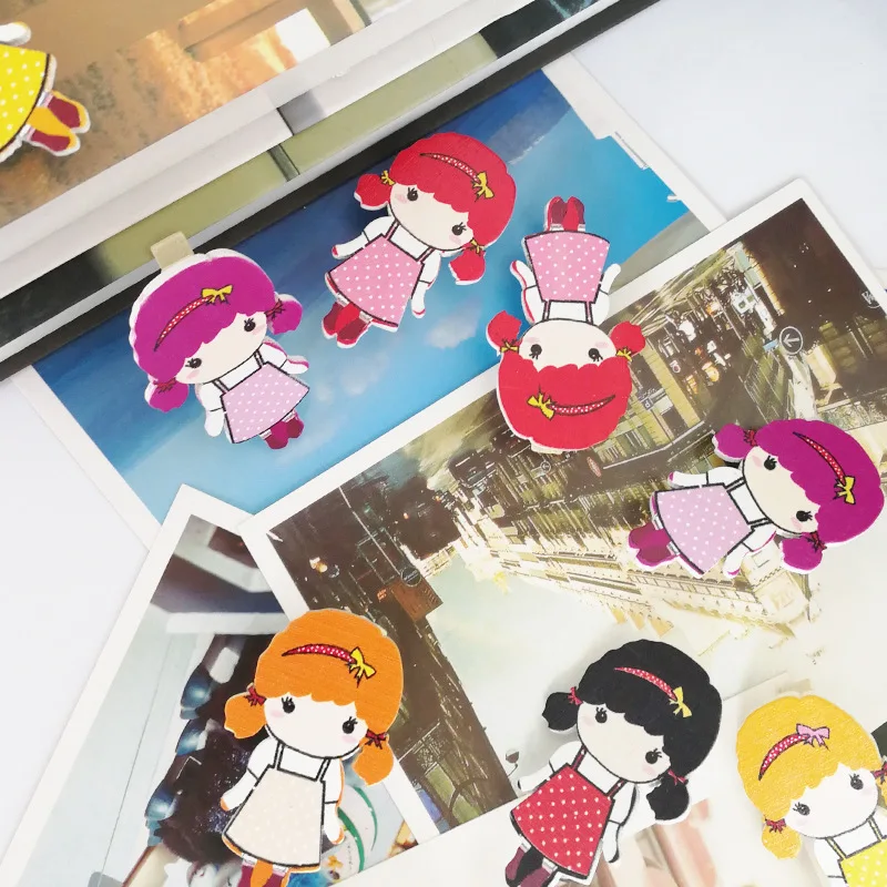 

Cartoon Little Girl Logs Small Clip Color Small Wooden Clip Message Notes Folder Snacks Picture Portfolio