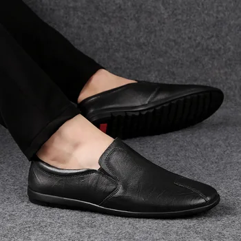 

Men fashion Shoes Genuine leather Men Casual Shoes outdoor Footwear Chaussures Flats Men Slip On Shoes moccasins Zapatos Hombre