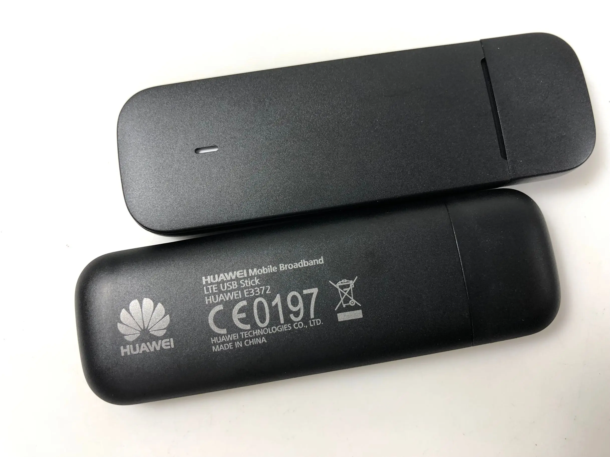Разблокированный Huawei E3372 4G LTE USB ключ 150 Мбит/с флешка Datacard с 2 антеннами|3G модемы| |