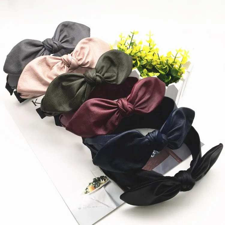 

Hot Selling Creative Retro Hair Band Hide Substance Rabbit Eared Headband Bow Toothed Hair Bands WOMEN'S Hair Ornaments a Genera