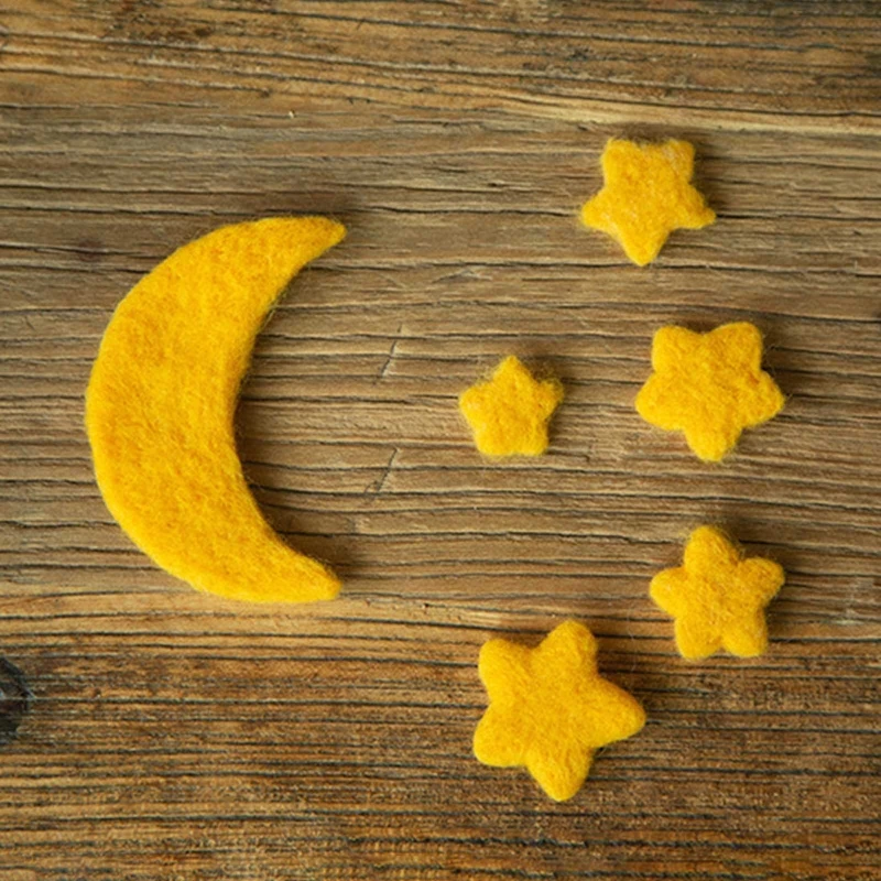 Newborn Photography Props Wool Felt Moon and Star Mini Props Infant Photo Accessories Baby Photo Decorations Creative Prop