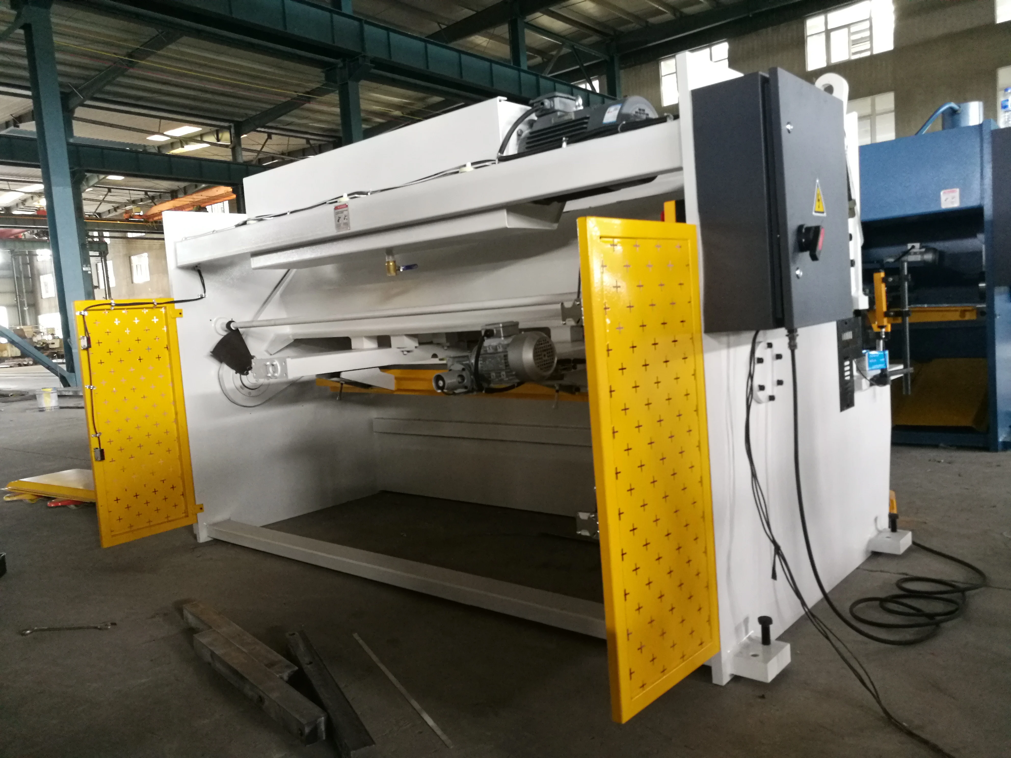 Высокое качество и Лучшая цена для QC12K-6* 2500 стиль E21S гидравлические гильотинные ножницы