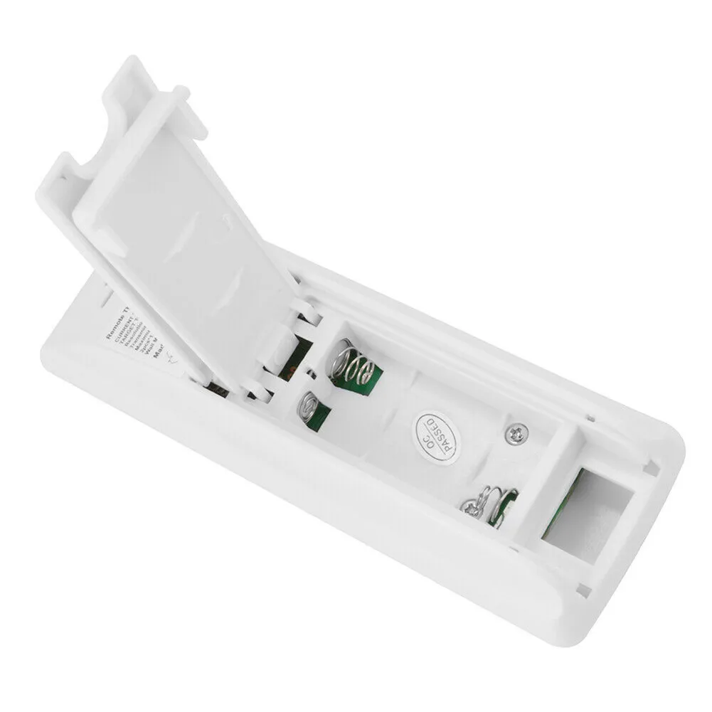 

Wireless Thermostat RF Plug Digital Infrared Heating Temperature Sensor Controller DC112