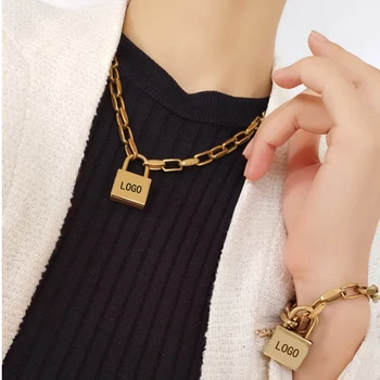 

New lock necklace European and American fashion charm woman personality necklace jewelry Christmas gift free shipping
