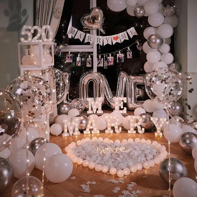 로맨틱 서프라이즈를 위한 최적의 소품