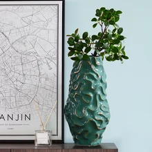 Современная креативная Золотая витая выпуклая линия керамическая ваза для украшения интерьера гостиной обеденный стол Декор художественная фарфоровая зеленая ваза