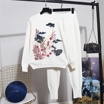 

2020 Spring Autumn New Women Set Fashion Embroidery Print Long Sleeve Pullover Sweater + Casual Knitted Pants 2 Piece Set Women