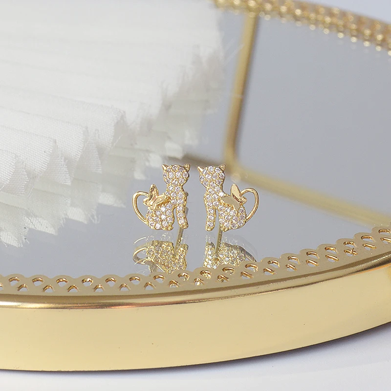 Ins Hot Sale Exquisite Micro Inlaid Zirconia Tiny Cat Earring for Women Cute Cubic Zirconia Stud Earrings Daily Jewelry Pendant - Image 5