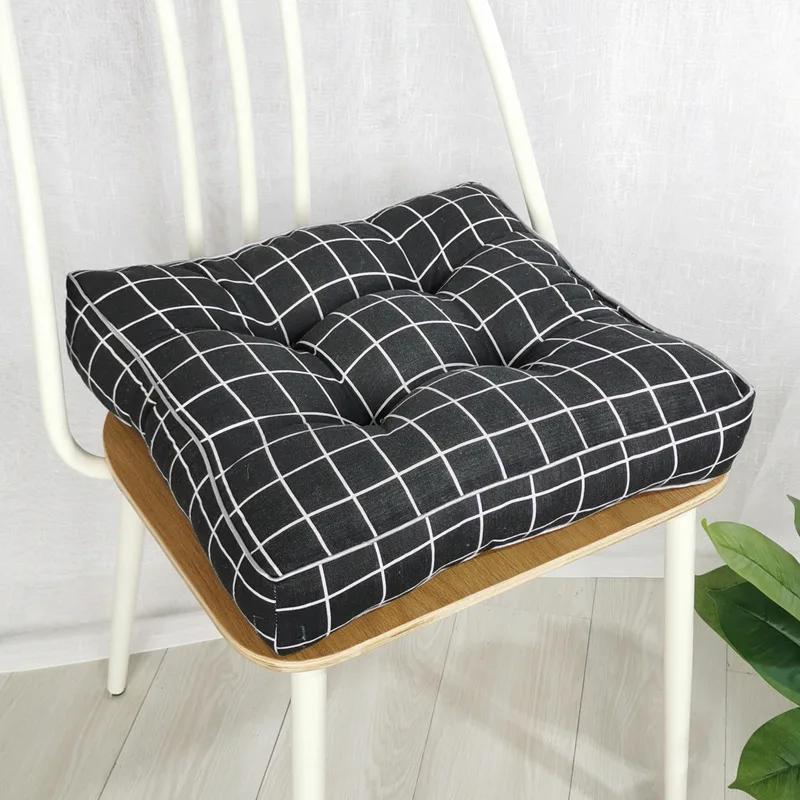 12262915440_1183343707