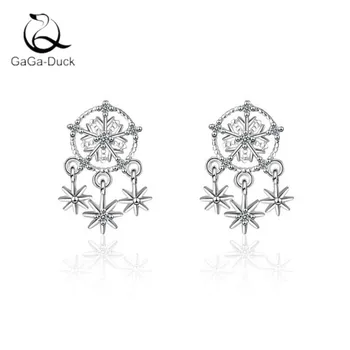 

New Creative Fashion Jewelry Temperament Dream Snowflake 925 Sterling Silver Flower Crystal Exquisite Stud Earrings E754