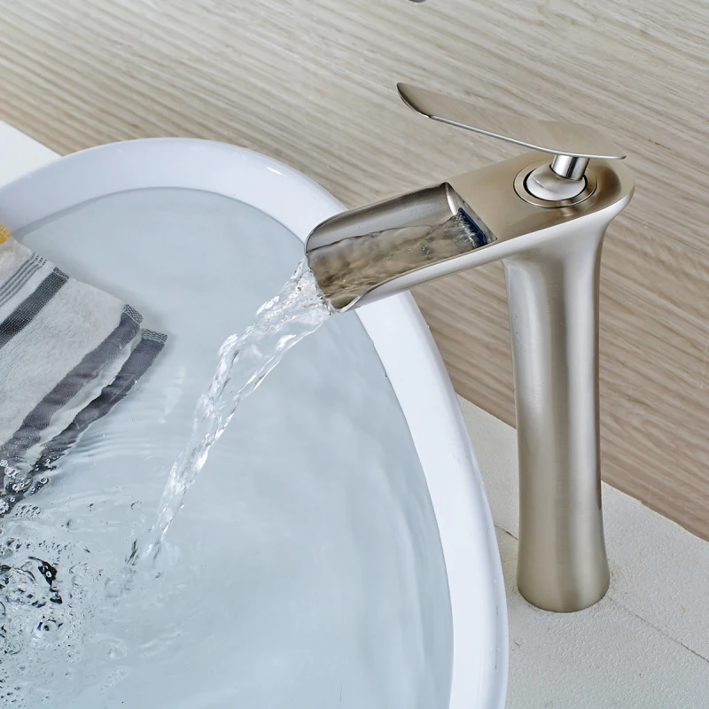 Стиль смеситель для раковины воды смеситель для ванной Твердый латунный хромированный кран с одной ручкой смеситель для раковины воды