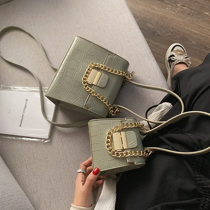 

New Arrival Crocodile Pattern Bag Women's 2019 New Style (Large Small) Shoulder Trapezoid Hand Chain Square Sling Bag