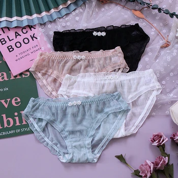 

Small Fresh Three Little Daisy Mesh Underwear Summer Thin Medium Low Waist Briefs Sweet Lolita Sexy perspective Panties