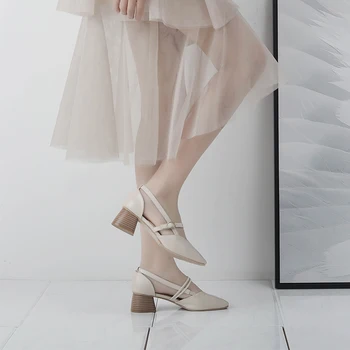 

2019 summer new style Baotou sandals female fairy wind grandmother shoes wild square head with single shoes women