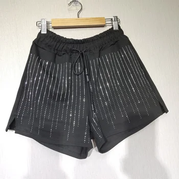 

Plus Size Shorts Woman New Style Spring Autumn Large Size Vertical Stripe Hot Drilling Diamond Slit Elastic Waist Shorts Short