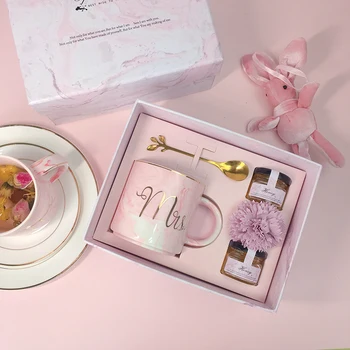 

Birthday present for mom on Mother's Day Creative girlfriends practical girlhood grocery store CY50901