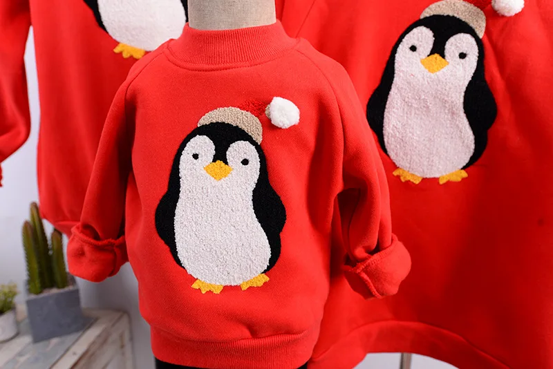 Семейные комплекты с вышитым пингвином для папы, мамы, дочки и сына; Одежда «Мама и я»; толстовки с капюшоном для пары; пуловеры; комплекты одежды