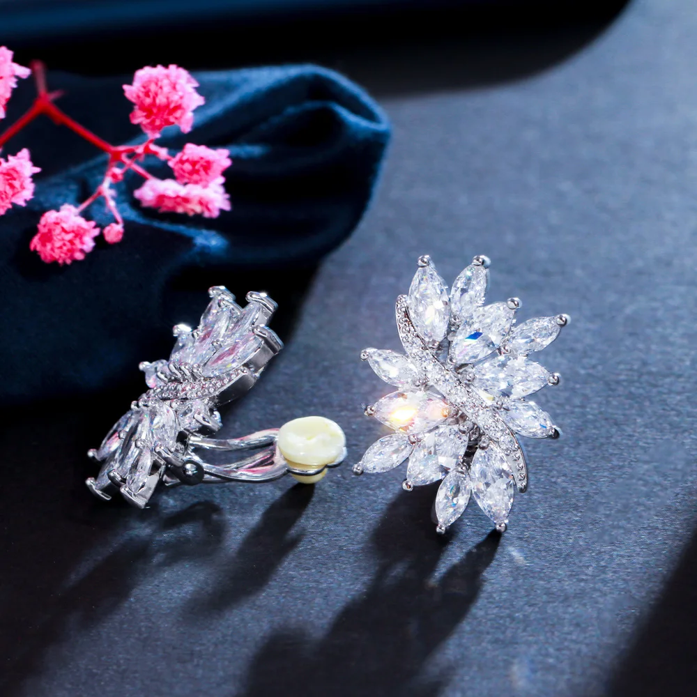 CWWZircons Classic Flower Shape CZ Stones Silver Color No Pierced Hole Ear Clip On Earrings Jewelry for Women CZ160 3