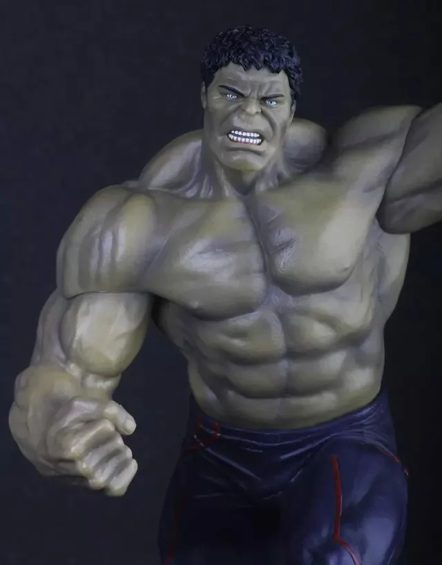 Avengers Hulk 12-Inch Hulk Garage Kit Model Yaya Anime