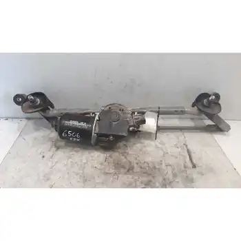 

1592007660 engine Clean Front Toyota Prius (nhw20) 1.5 Cat