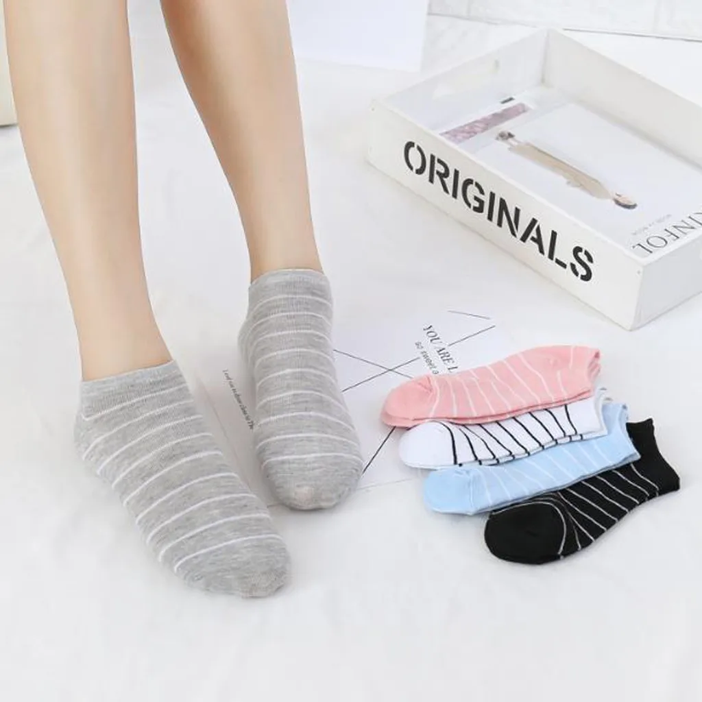 

Women Stripe Fashion Skateboard Sock Comfortable Soft Socks Spring Summer Breathable Kawaii Short Ankle Sock Meias L52
