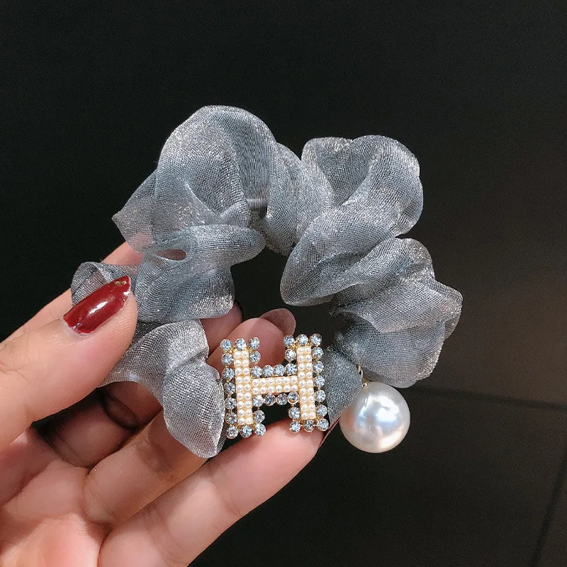 Рисунок 3 - Французская ретро-резинка для волос