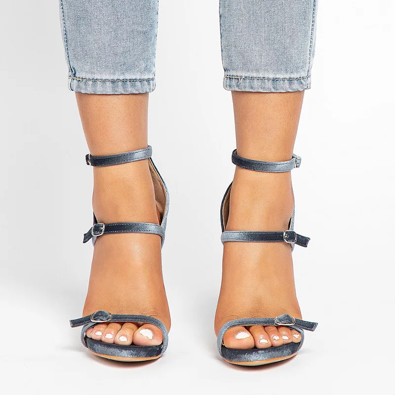 HTB17sB9atfvK1RjSspfq6zzXFXaN