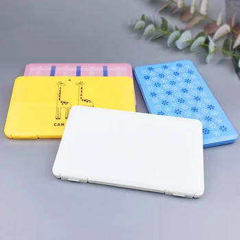 

2020 New Face Mask Storage Box Portable Mask Packaging Box Dustproof Disposable Mask Storage Case Plastic Mask Storage Folder