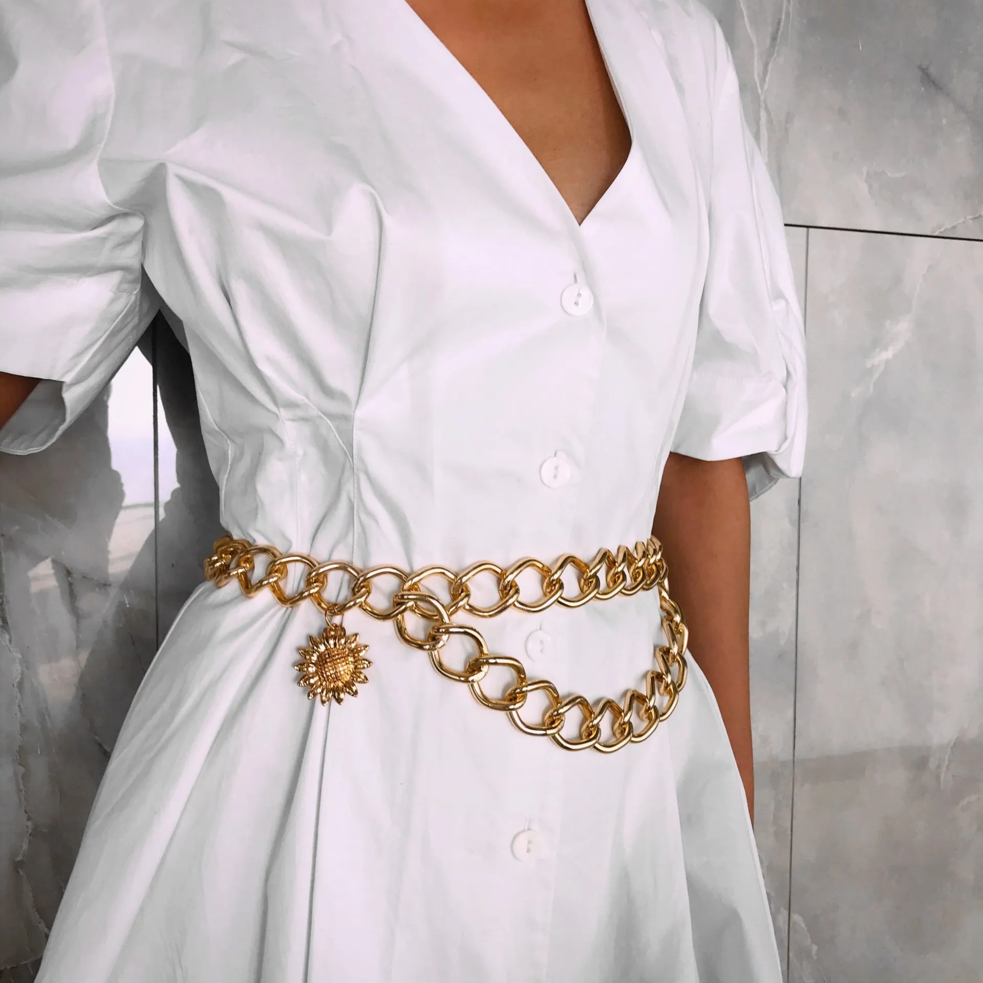 

Personality Verstile Thick Body Chain Female Tassel Chain Geometric Sun Flower Pendant Waist Chain Jewelry