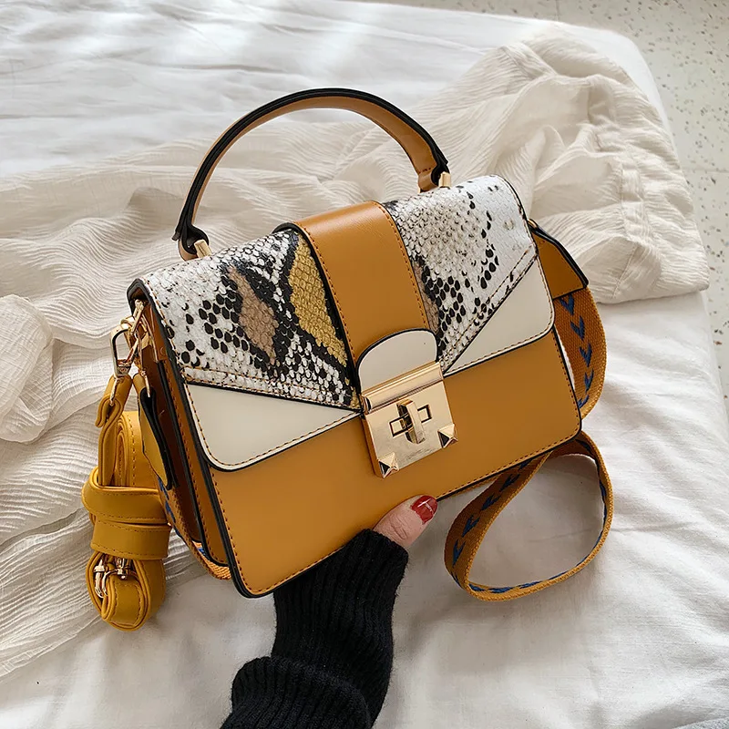 

2020 New Western Style Retro Snake Print Small Square Bag Fashion Wide Band One Shoulder Versatile Diagonal Bag Cross Body Bags