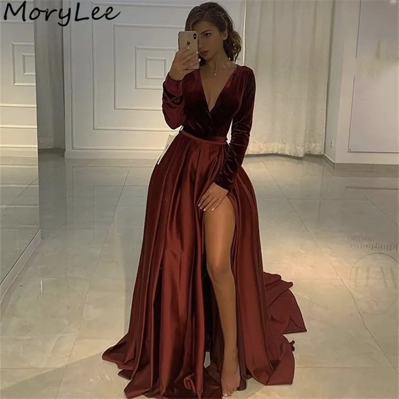 

Prom Dresses Burgundy V-Neck Long Sleeves Side Slit Silk Satin Pleated Prom Dresses With Zipper Back vestidos de fiesta de noche