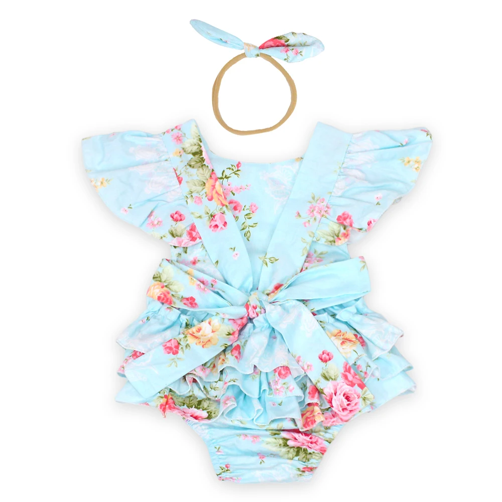 baby romper with buttons