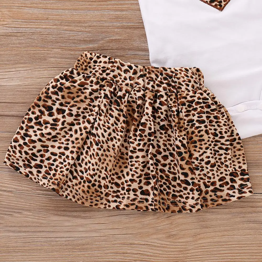 Комплекты одежды для новорожденных девочек леопардовый комбинезон для малышей+ юбка-пачка+ повязка на голову, наряд для первого дня рождения платья для маленьких детей