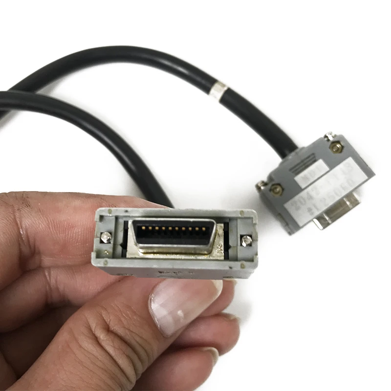 Горячая A02B-0236-K812 2042-T143# L250 кабель для Fanuc-1 шт